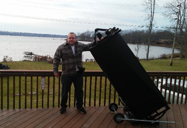 Tom Bakowski with his UL20 telescope