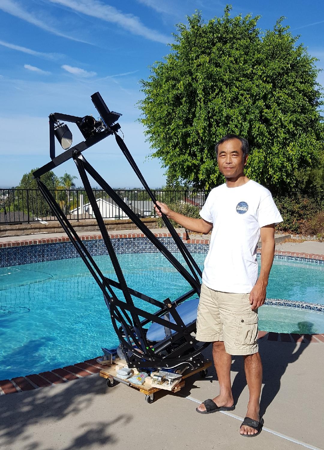 Hiroaki with his UL20 telescope