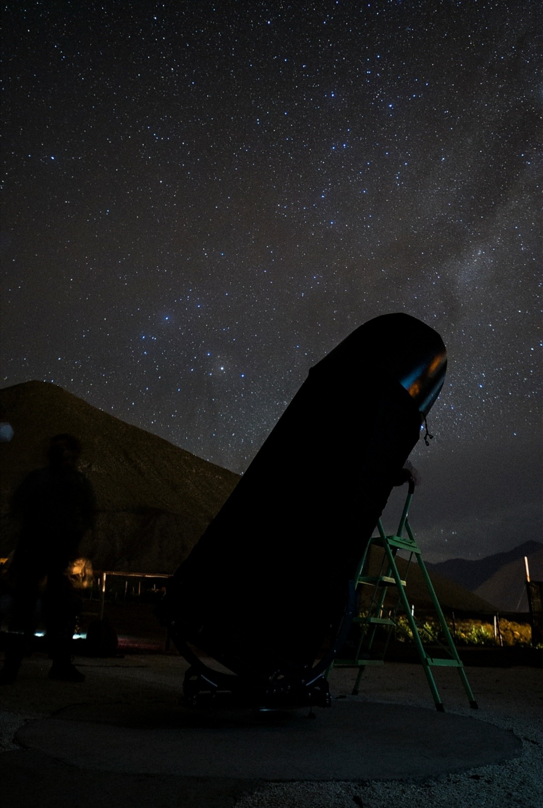 UL24 under dark skies in Chile