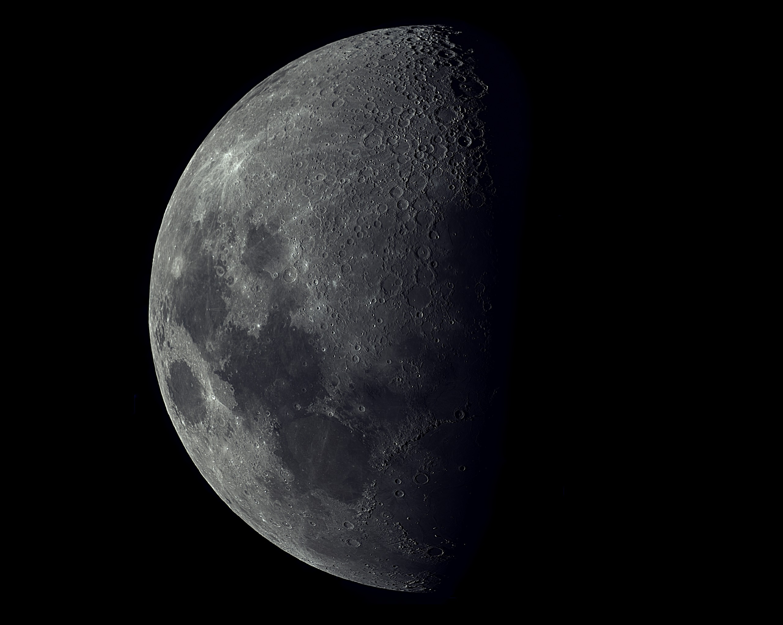 8-panel mosaic Moon image taken with UL16