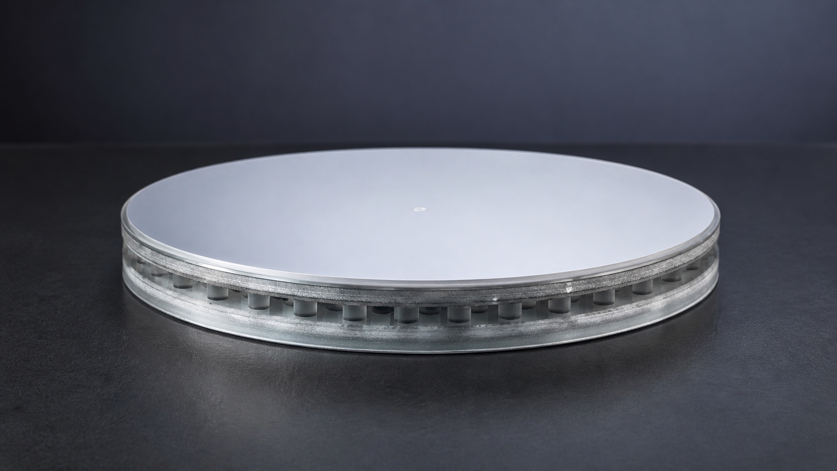 Hubble Optics lightweight sandwich mirror